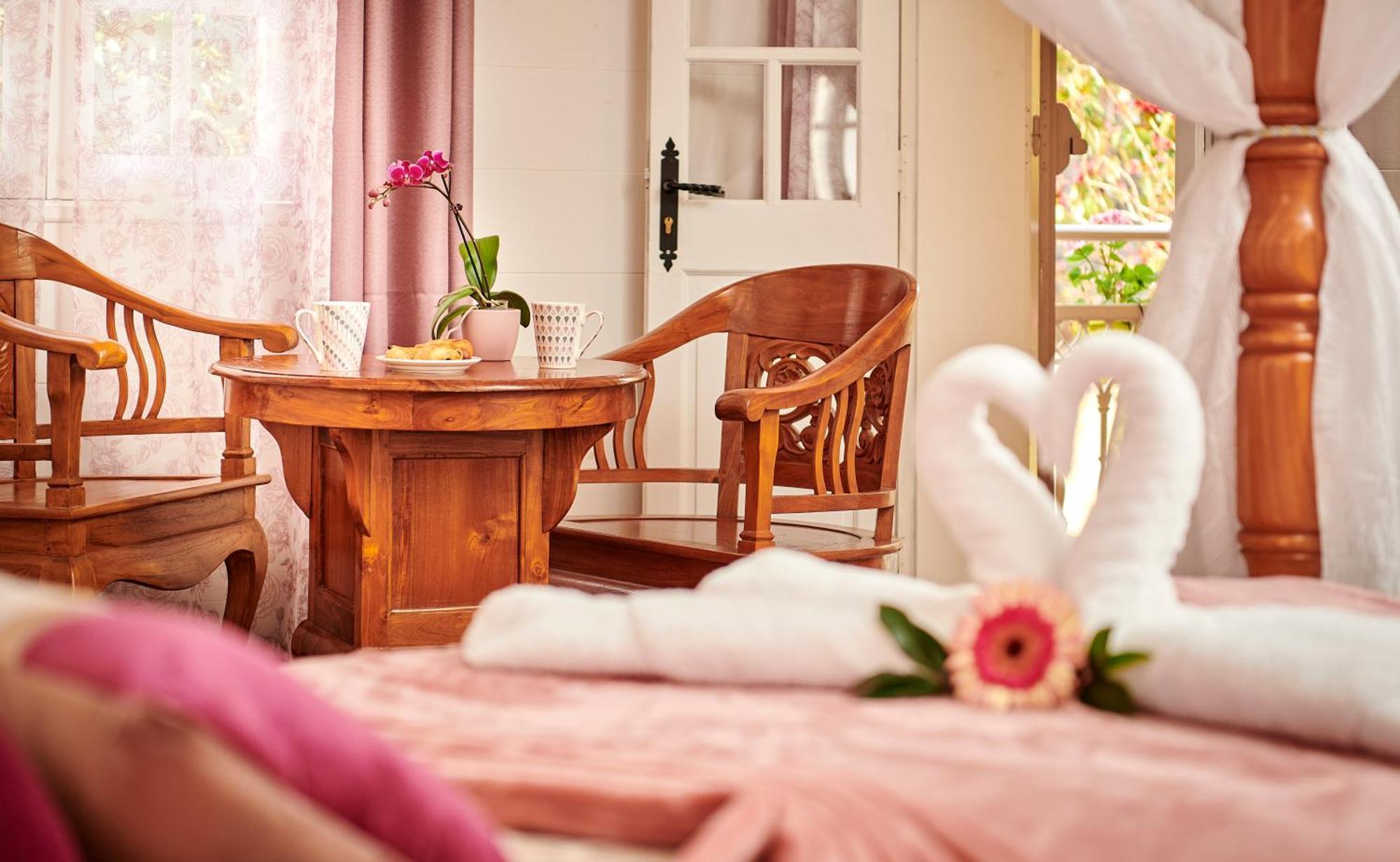 Relais Des Gouverneurs 萨拉济 外观 照片